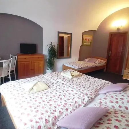 Mini Abraka 4* Český Krumlov