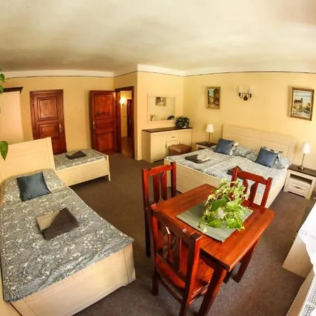 Mini Abraka Lägenhetshotell