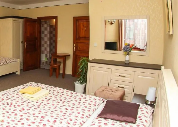 Mini Abraka 4* Чески-Крумлов